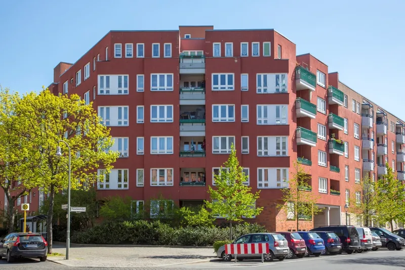 Super zentral und trotzdem ruhig wohnen! Nur mit WBS 140 besonderer Wohnbedarf ! — photo 1